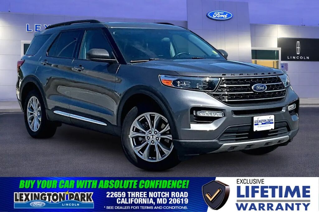 2021 Ford Explorer XLT — photo 1 of 13