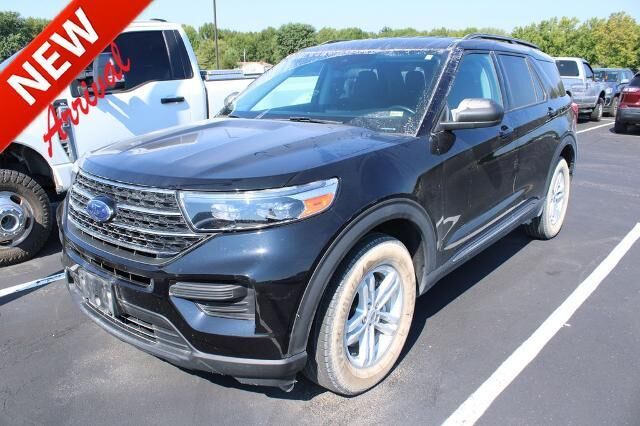 2021 Ford Explorer XLT — photo 1 of 22
