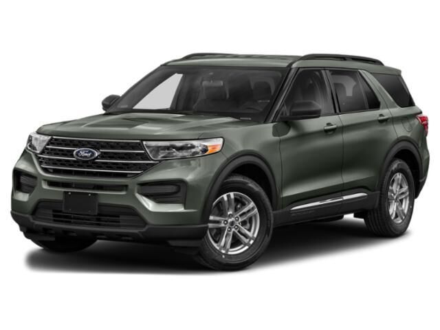 2022 Ford Explorer XLT — photo 1 of 13
