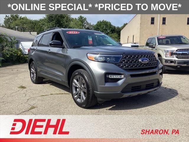 2022 Ford Explorer XLT — photo 1 of 13
