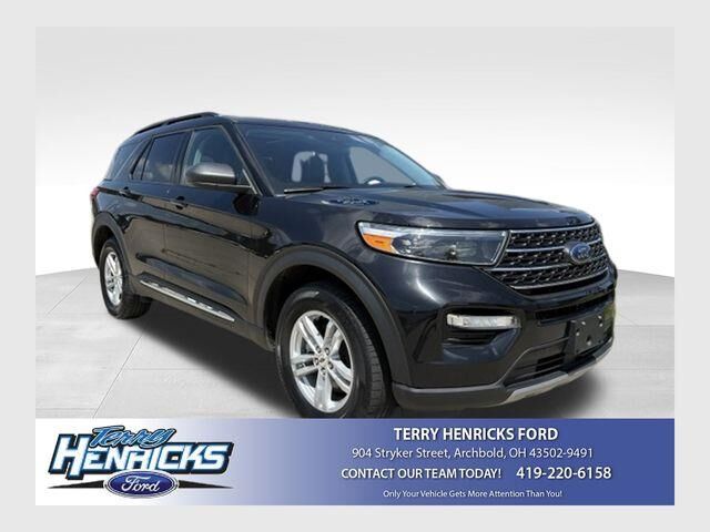 2022 Ford Explorer XLT — photo 1 of 12