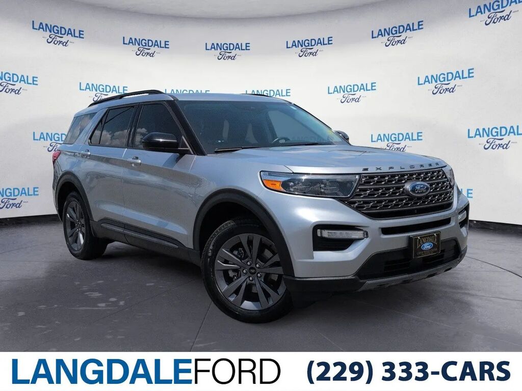 2022 Ford Explorer XLT — photo 1 of 26