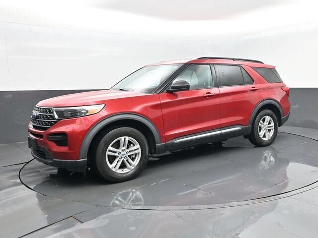 2022 Ford Explorer XLT — photo 1 of 26