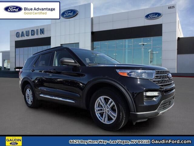 2022 Ford Explorer XLT — photo 1 of 24
