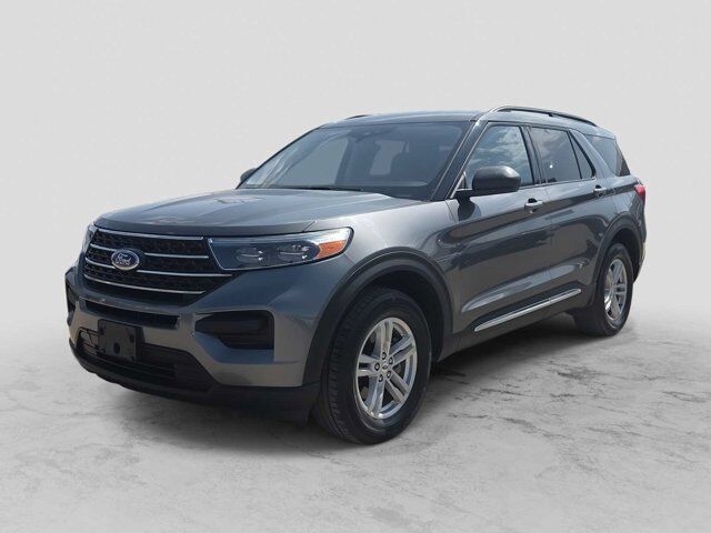 2023 Ford Explorer XLT — photo 1 of 1