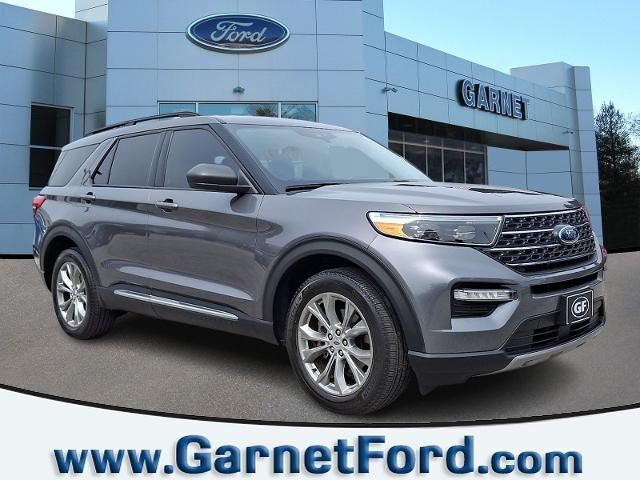 2023 Ford Explorer XLT — photo 1 of 13