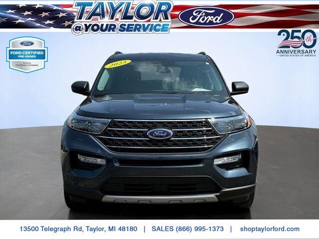 2023 Ford Explorer XLT — photo 1 of 19