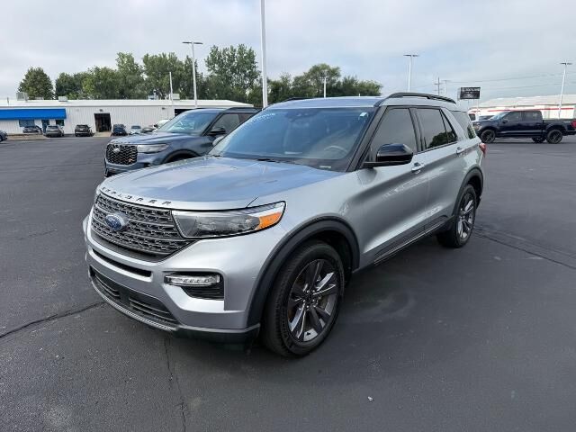 2023 Ford Explorer XLT — photo 1 of 38