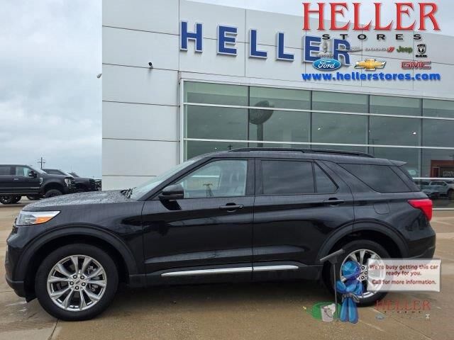 2024 Ford Explorer XLT — photo 1 of 2