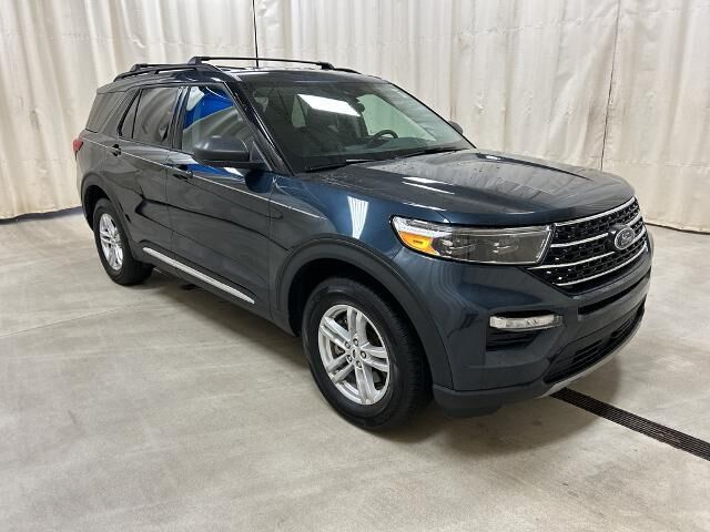 2024 Ford Explorer XLT — photo 1 of 13
