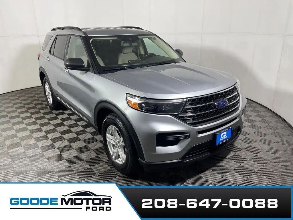2020 Ford Explorer XLT — photo 1 of 26