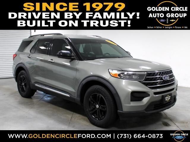 2020 Ford Explorer XLT — photo 1 of 11