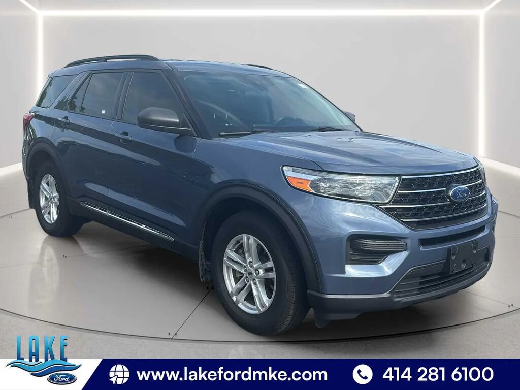 2021 Ford Explorer XLT — photo 1 of 39