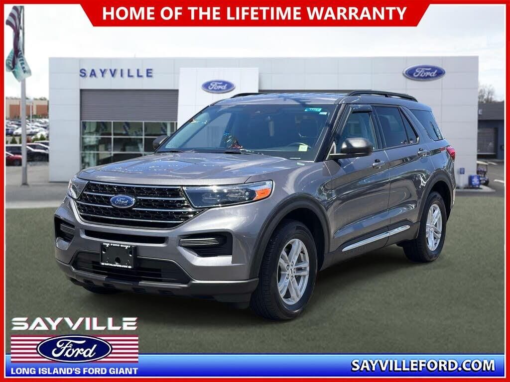 2021 Ford Explorer XLT — photo 1 of 27