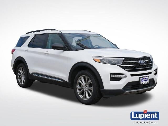 2023 Ford Explorer XLT — photo 1 of 26