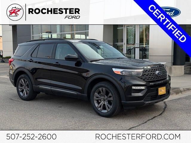 2023 Ford Explorer XLT — photo 1 of 26