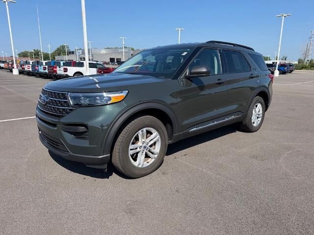 2023 Ford Explorer XLT — photo 1 of 26