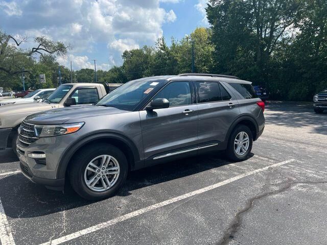 2024 Ford Explorer XLT — photo 1 of 26