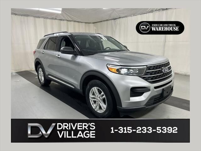 2024 Ford Explorer XLT — photo 1 of 26