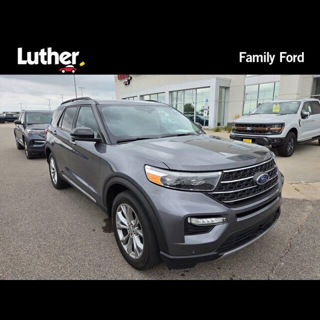 2024 Ford Explorer XLT — photo 1 of 40