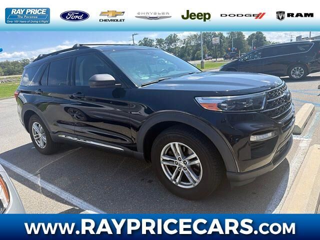 2020 Ford Explorer XLT — photo 1 of 13