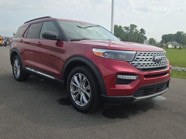 2021 Ford Explorer XLT — photo 1 of 26