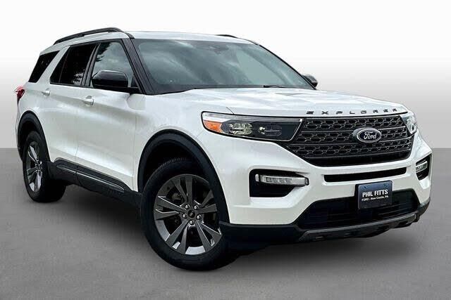 2022 Ford Explorer XLT — photo 1 of 1