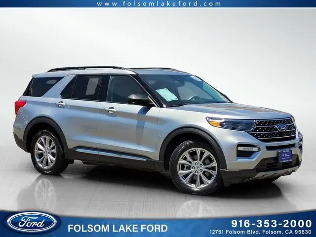 2023 Ford Explorer XLT — photo 1 of 26