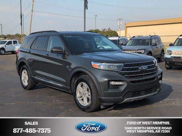 2023 Ford Explorer XLT — photo 1 of 26