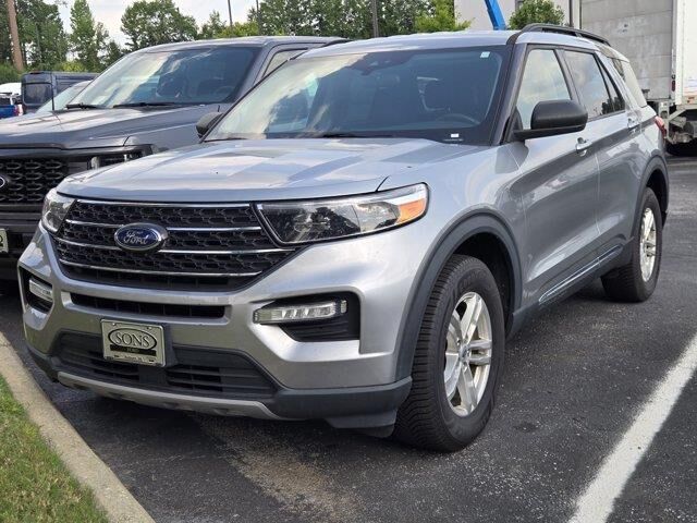 2023 Ford Explorer XLT — photo 1 of 26