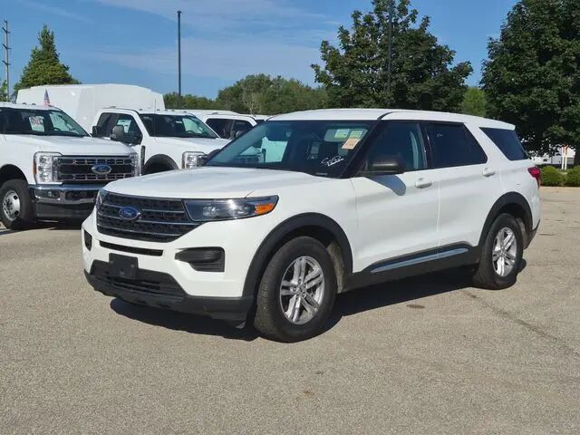 2023 Ford Explorer XLT — photo 1 of 33
