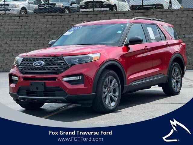 2023 Ford Explorer XLT — photo 1 of 26