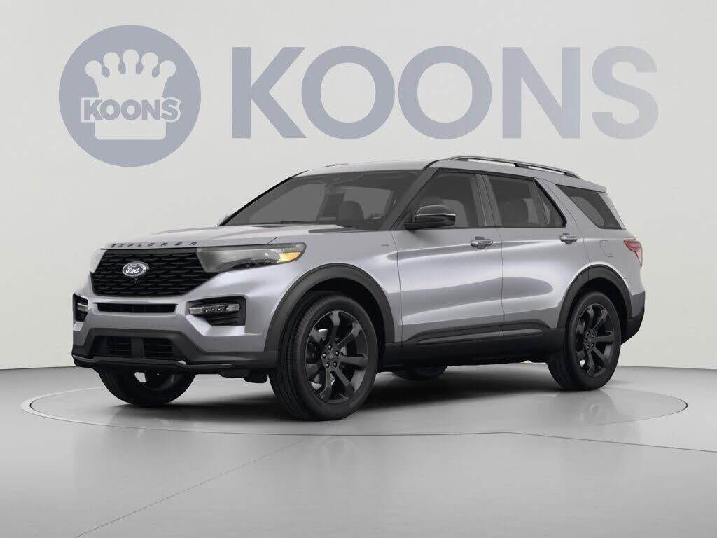 2023 Ford Explorer XLT — photo 1 of 2