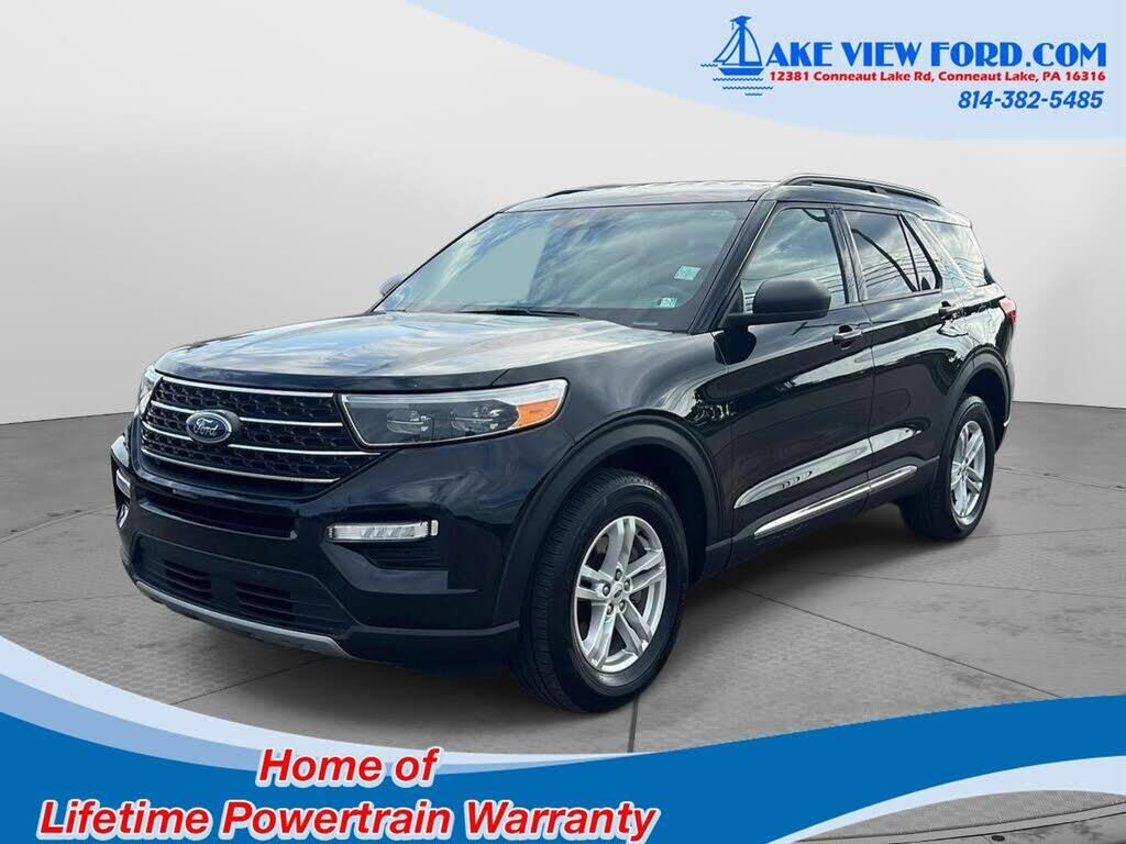 2023 Ford Explorer XLT — photo 1 of 2