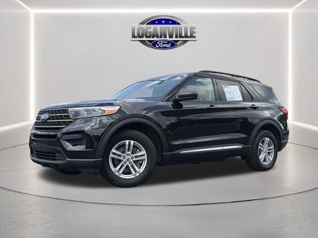 2023 Ford Explorer XLT — photo 1 of 11