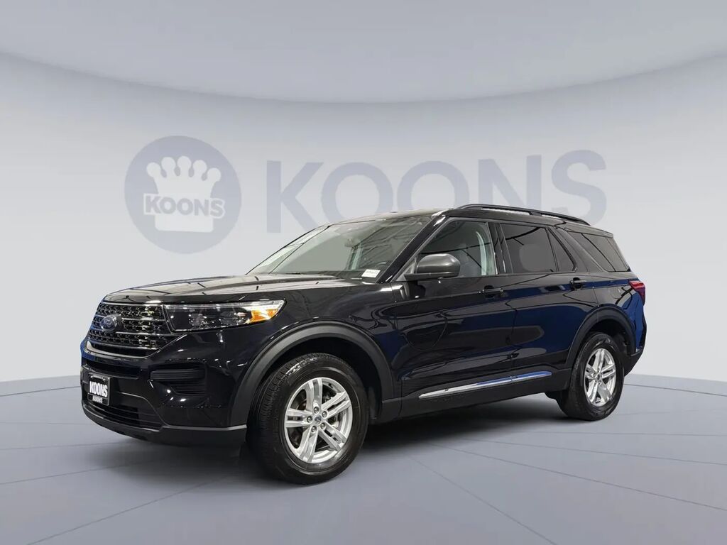 2024 Ford Explorer XLT — photo 1 of 22