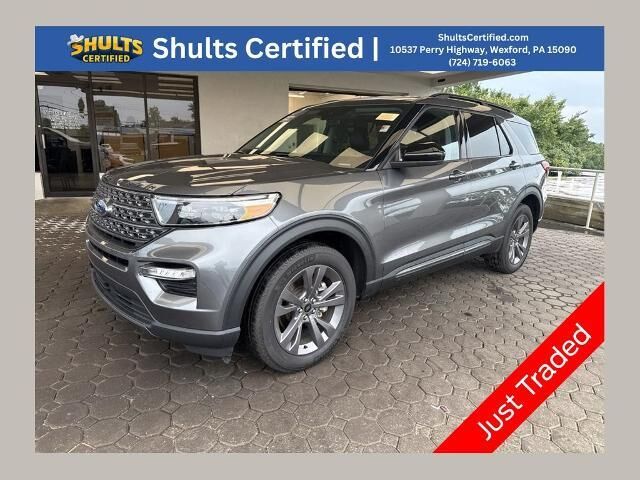 2024 Ford Explorer XLT — photo 1 of 26