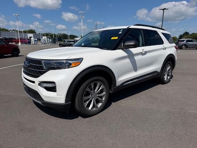 2021 Ford Explorer XLT — photo 1 of 26