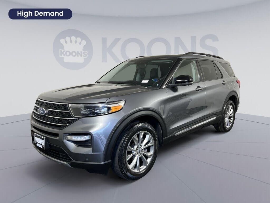 2022 Ford Explorer XLT — photo 1 of 1