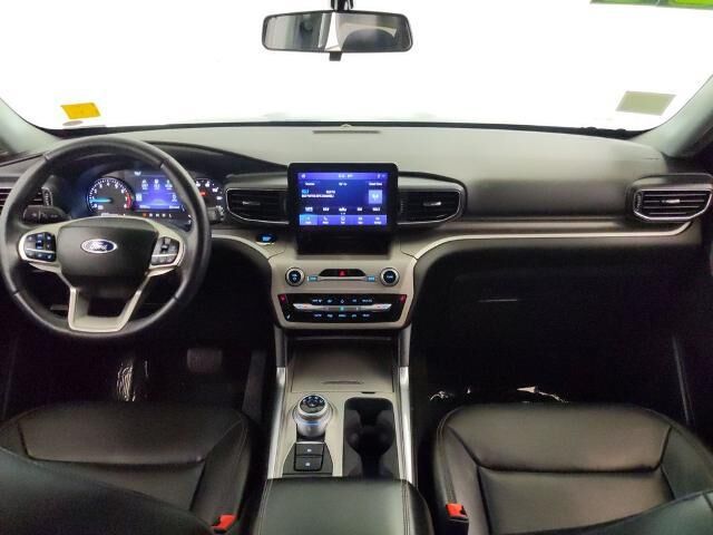 2022 Ford Explorer XLT — photo 1 of 65