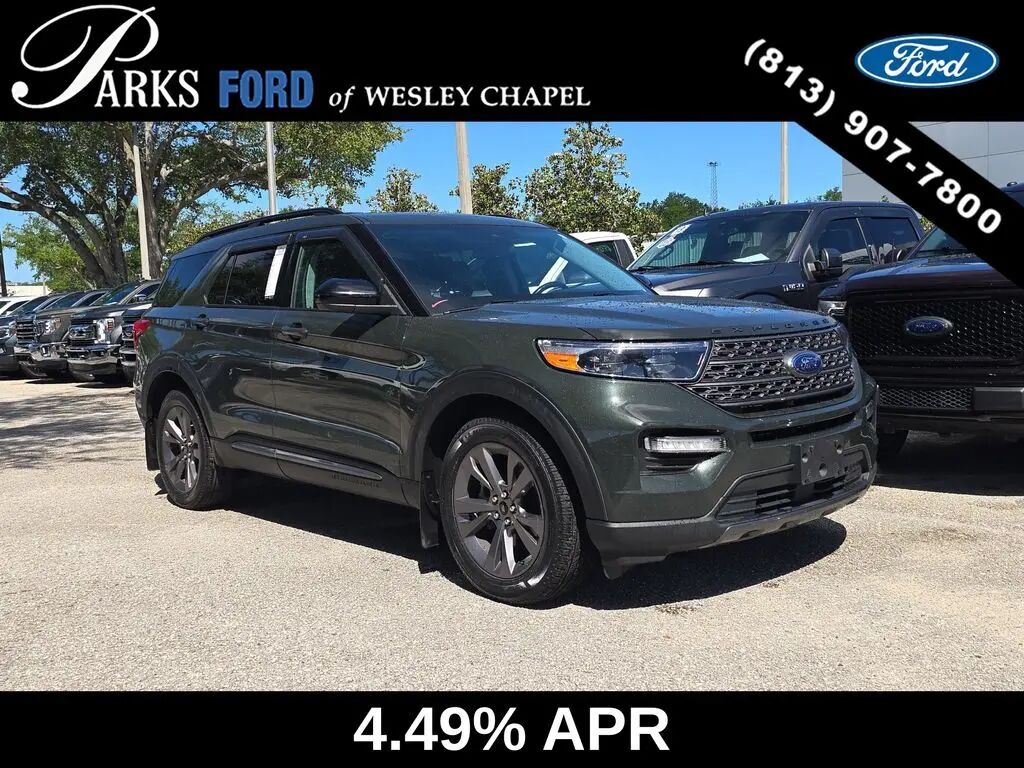 2022 Ford Explorer XLT — photo 1 of 21