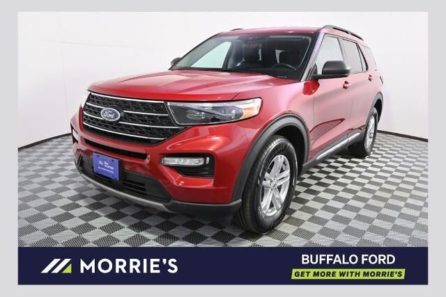 2023 Ford Explorer XLT — photo 1 of 8