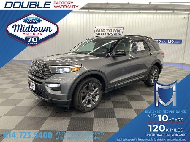 2023 Ford Explorer XLT — photo 1 of 8