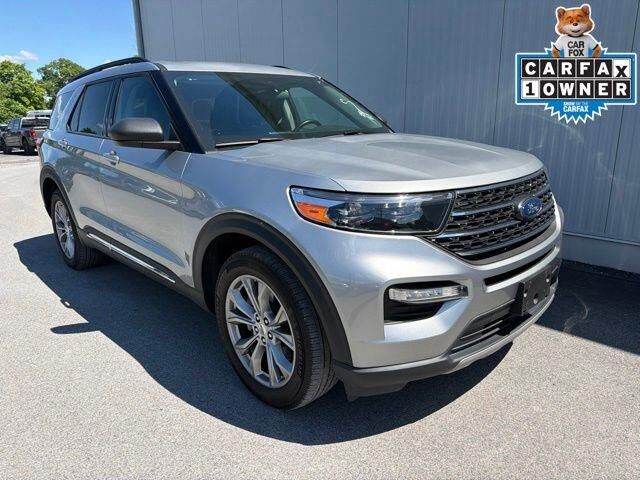 2023 Ford Explorer XLT — photo 1 of 13