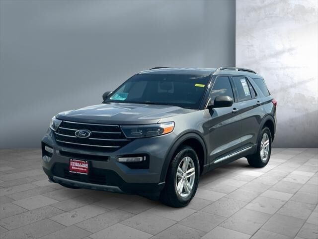 2023 Ford Explorer XLT — photo 1 of 13