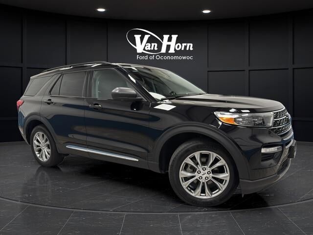 2023 Ford Explorer XLT — photo 1 of 39
