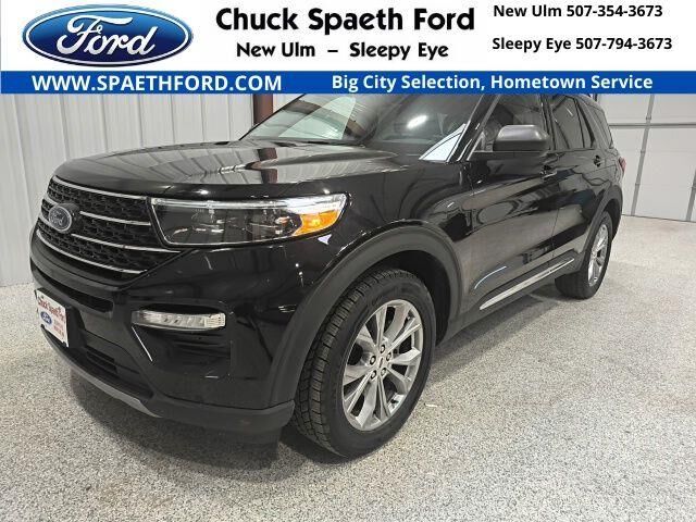 2023 Ford Explorer XLT — photo 1 of 52