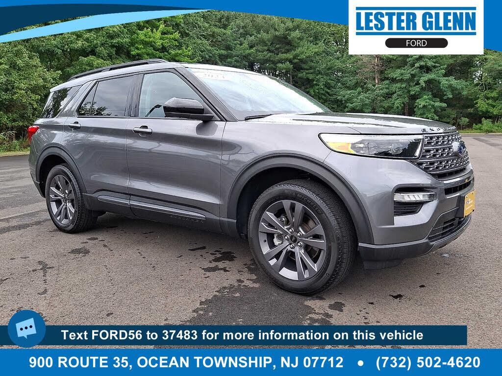 2023 Ford Explorer XLT — photo 1 of 1