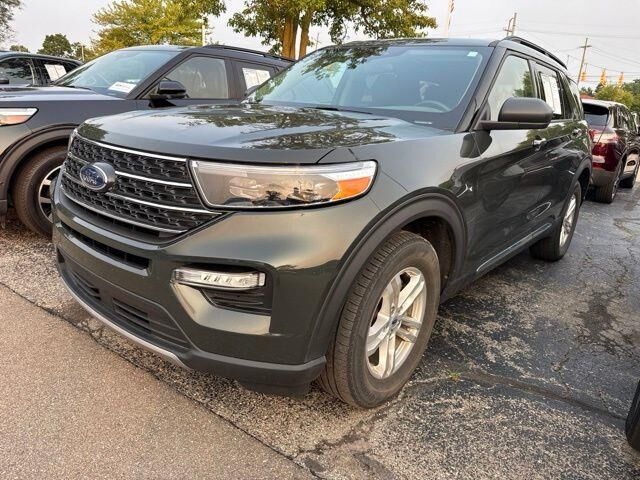 2023 Ford Explorer XLT — photo 1 of 31