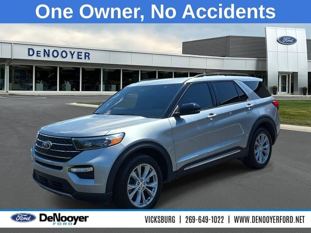 2024 Ford Explorer XLT — photo 1 of 1